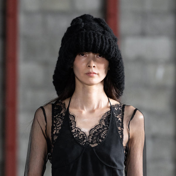 BIG HAT