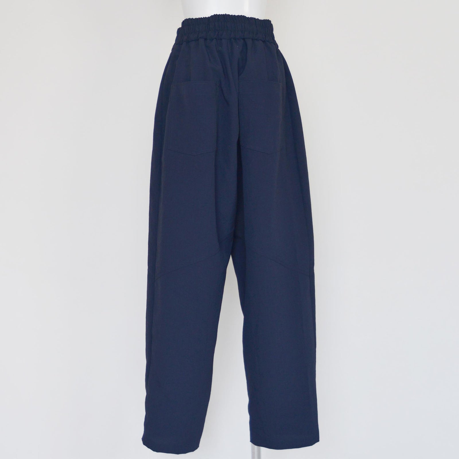 akaneutsunomiya パンツ ブラック テーパード PANTS – AKANE UTSUNOMIYA ONLINE SHOP