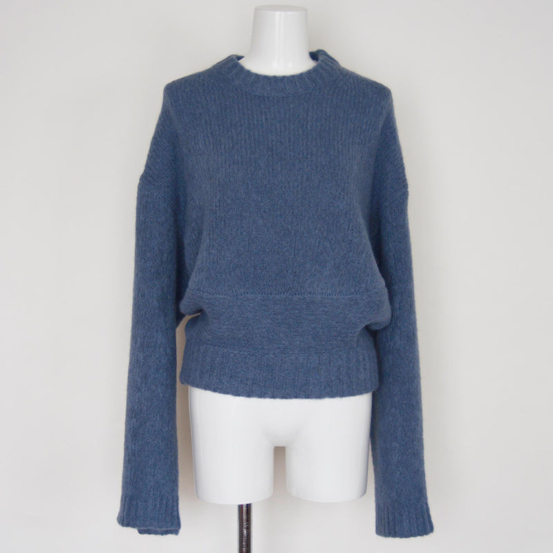 KNITWEAR