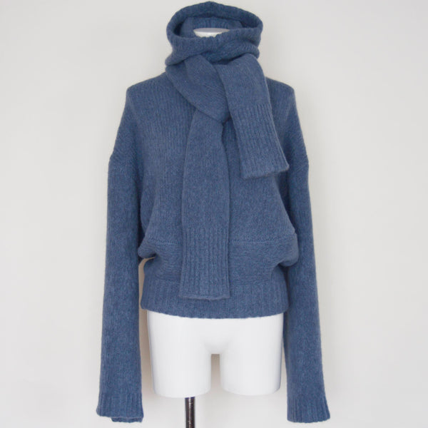 KNITWEAR