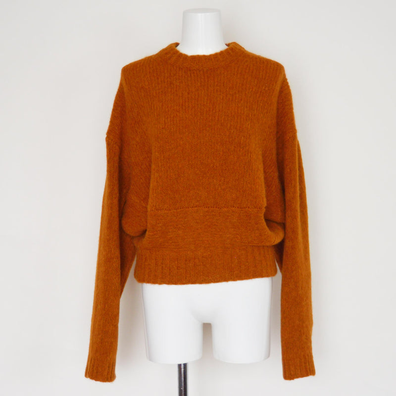 KNITWEAR