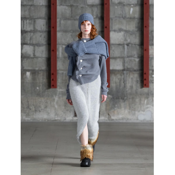 KNITWEAR