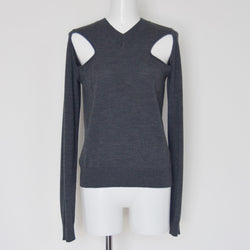 KNITWEAR