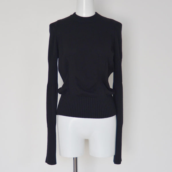 KNITWEAR